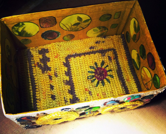 Crocheted bottom of the decorated box