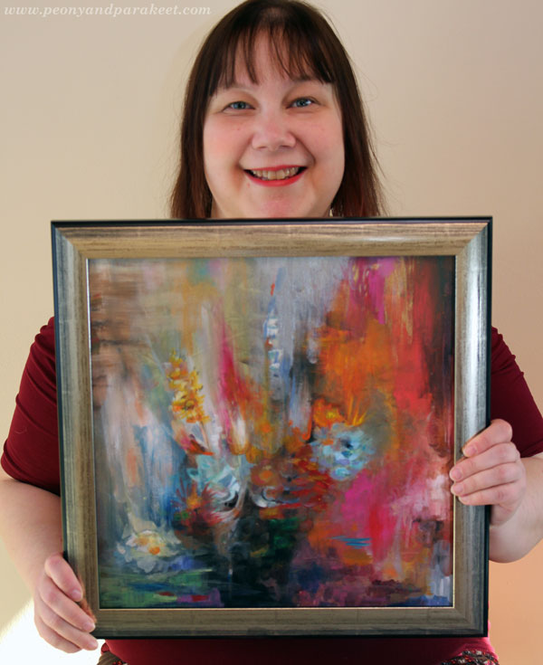 Paivi from Peony and Parakeet with her painting Free Spirit