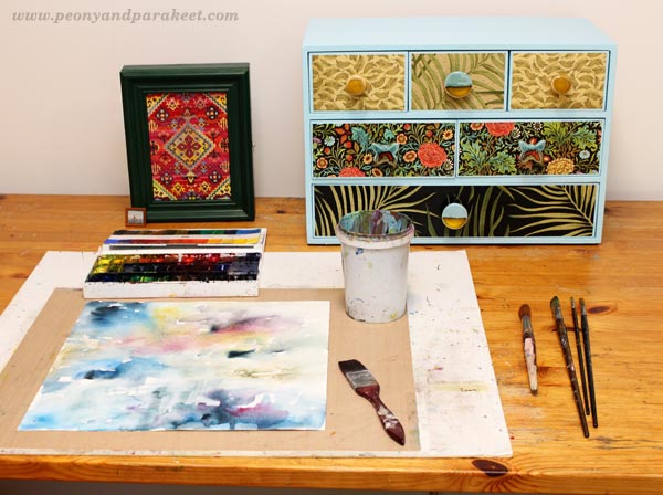 Craft projects inspire the painting throughout the limited creative time. By Peony and Parakeet.