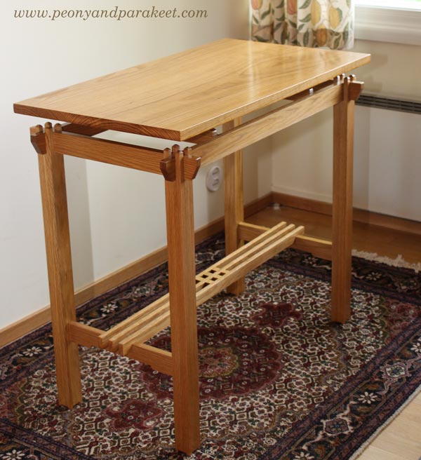 A wooden table from oac and shellac. Inspired by Japan and the early 20th century.