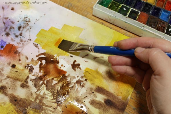 Trying out Roman Szmal Aquarious Quinacridone Gold. Experimenting with watercolors.