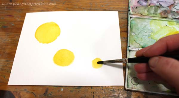 Step 1 of a vintage style flower tutorial by Paivi Eerola of Peony and Parakeet.