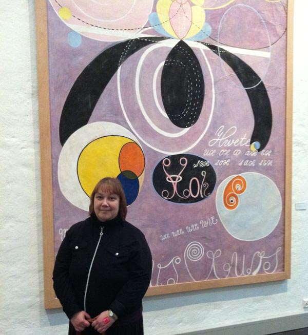 A part of artist's life is to see art. Hilma af Klint's exhibition in Finland in 2014. Paivi Eerola enjoyed the big paintings.