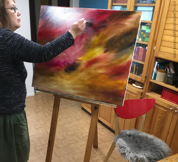 Paivi Eerola starts a new oil painting in her home studio. How to paint intuitively so that it's cathartic.