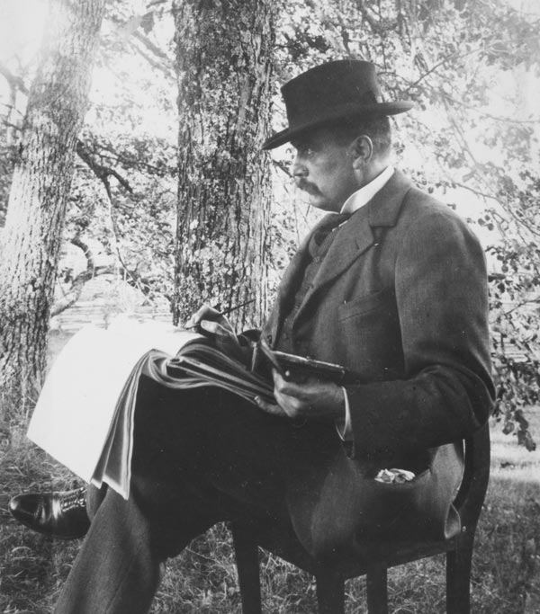 Albert Edelfelt sketching