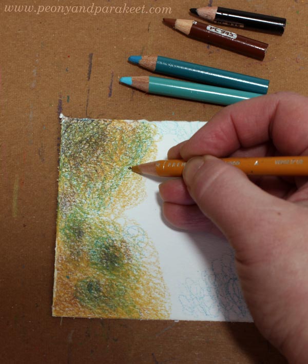 Using circulism with colored pencils.