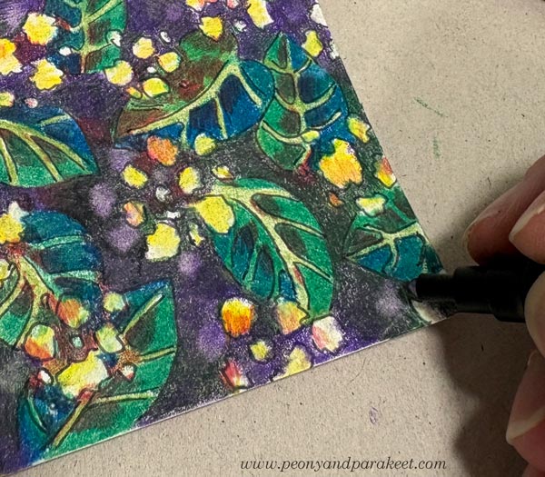 Erasing to form dots. Colored pencil tecnhiques.