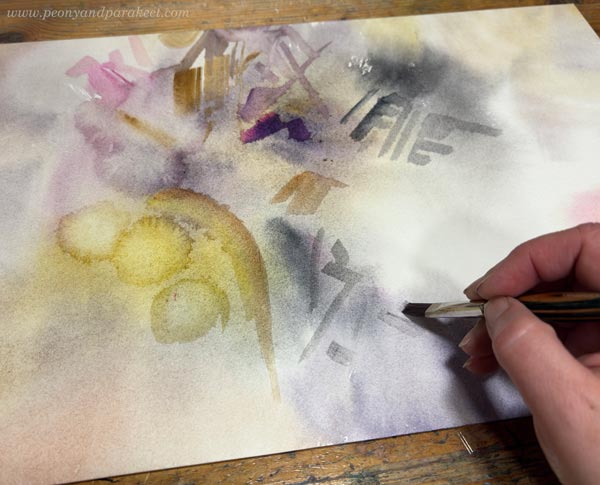 Painting geometric shapes with flat brushes in watercolor